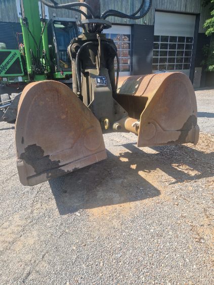 Brugt bulkgrab LHG100-2000 s/n 48888